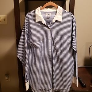 Old Navy stripped collard button up 100% cotton shirt
